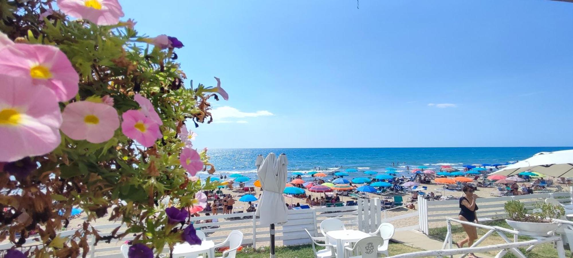 Villa Kinga Anzio Luaran gambar